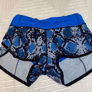 Lululemon shorts!